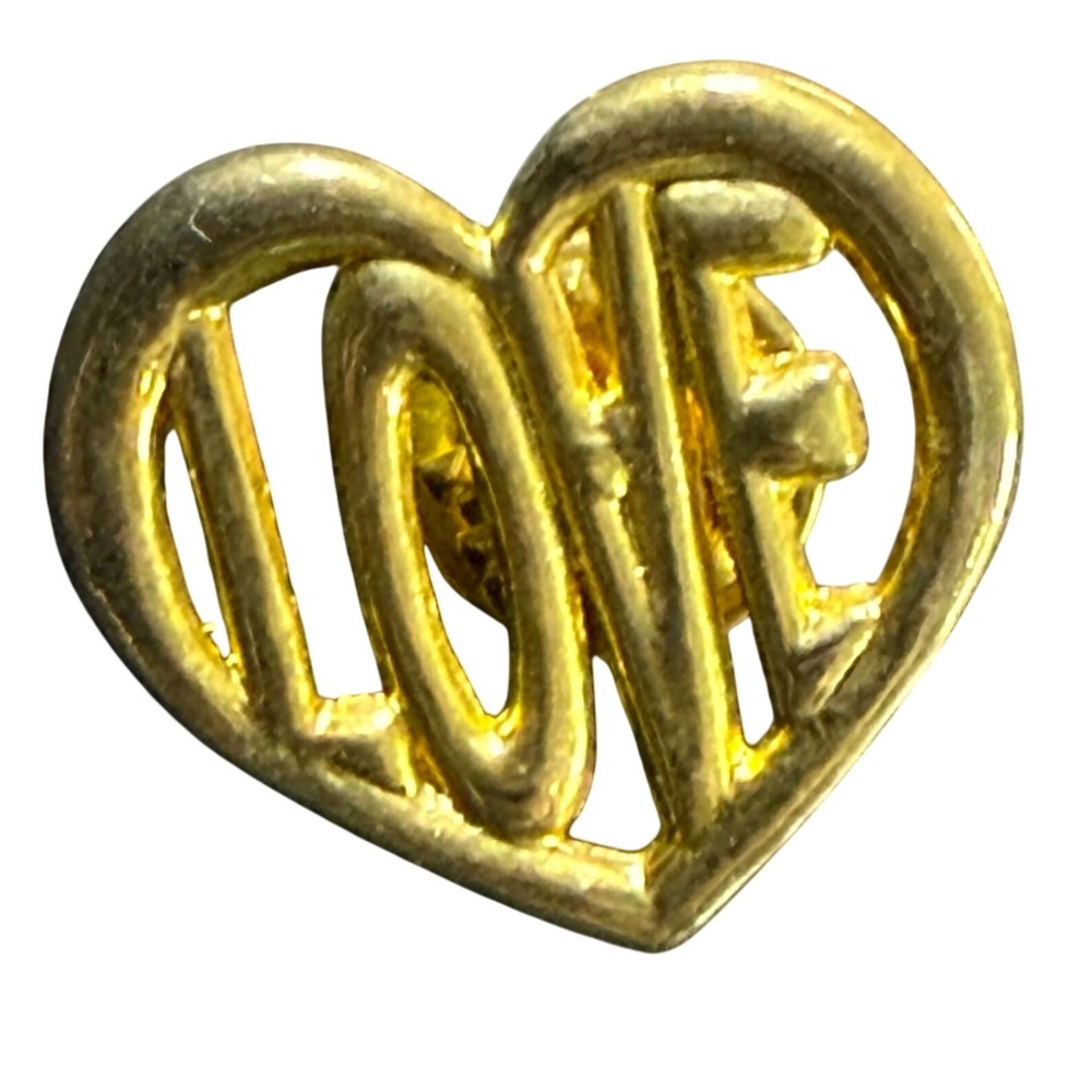 Gold Tone Heart LOVE Pin Brooch Jewelry Accessory